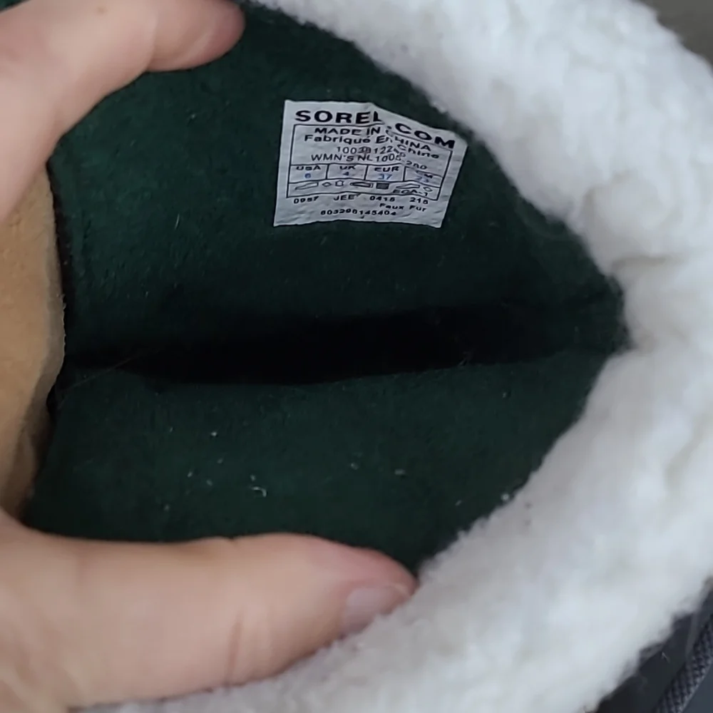 Sorel Caribou snow boots